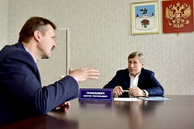 Депутат Виктор Гринкевич на личном приёме детально рассмотрел шесть обращений