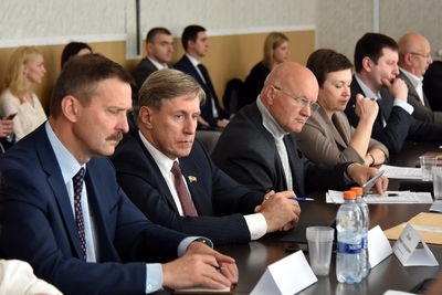 В Карачеве состоялось выездное заседание комитета областной Думы по законодательству и местному самоуправлению