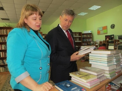 Брянская «ОПОРА» начала акцию «Книги в подарок»
