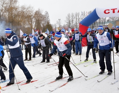 Депутат Виктор Гринкевич помог в организации «Карачевской лыжни» 
